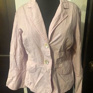 Beautiful & feminine pink seersucker blazer